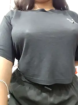 Snapshot of MohiniHott chatting on November 23, 5:51 am MohiniHott online show from November 23, 5:51 am