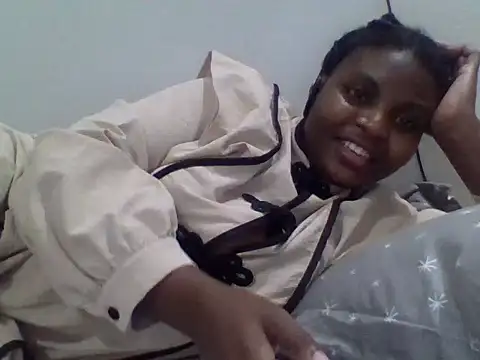 queenzuena online show from July 22, 8:33 pm