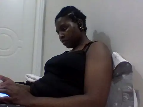 queenzuena online show from July 29, 7:23 pm