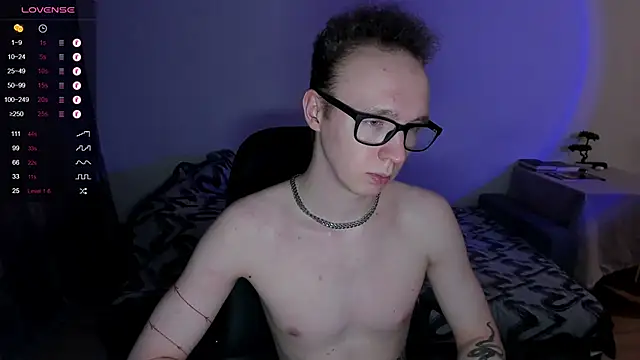 Alex silents online show from December 11, 5:37 pm