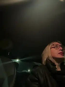 casalinga88 online show from March 1, 11:15 pm