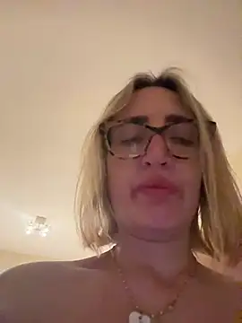 casalinga88 online show from March 2, 8:16 am