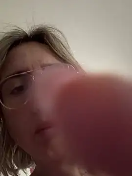 casalinga88 online show from March 5, 7:05 am