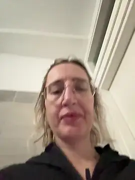 casalinga88 online show from March 6, 11:36 am