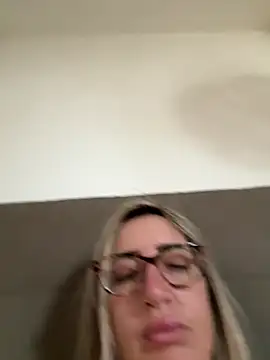 casalinga88 online show from March 9, 11:25 am