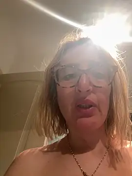 casalinga88 online show from March 13, 7:39 pm