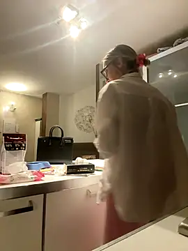 casalinga88 online show from September 25, 6:55 pm