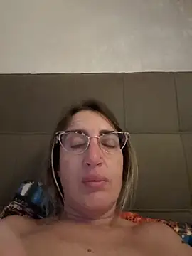 casalinga88 online show from December 2, 6:41 am