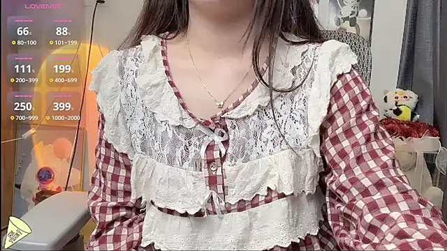Berrysweet 68 online show from February 24, 1:21 pm