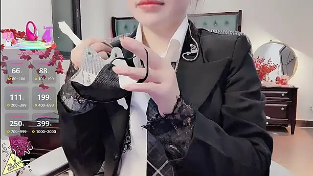 Berrysweet 68 online show from January 18, 2:21 pm