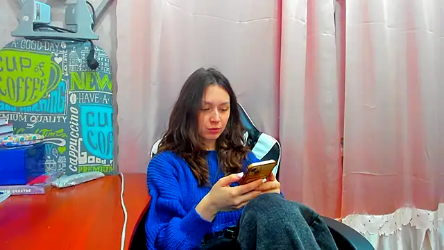Snapshot of Adela_Vetta chatting on January 15, 8:05 pm Adela Vetta online show from January 15, 8:05 pm