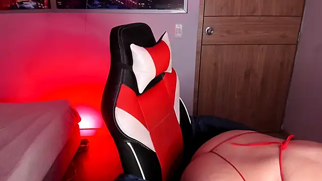 Sheryl Hamilton online show from February 15, 12:22 pm