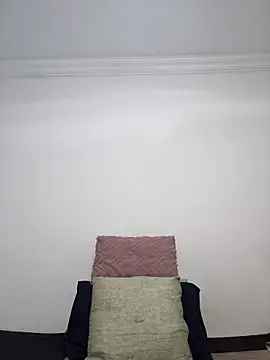 Curvy sluty online show from October 16, 5:30 am