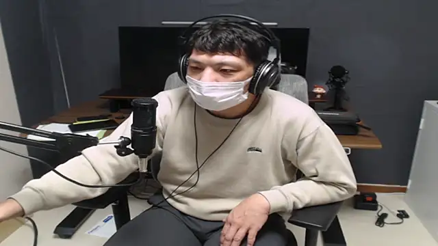 Snapshot of tokimori chatting on February 26, 6:15 am tokimori online show from February 26, 6:15 am