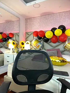 Brenda Garcia online show from October 1, 3:23 am