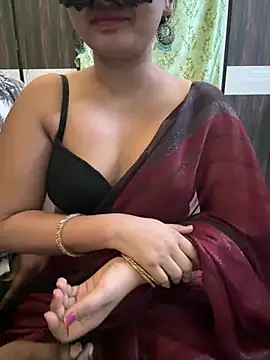 Snapshot of Magical-Couple-telugu chatting on January 12, 2:19 pm Magical-Couple-telugu online show from January 12, 2:19 pm