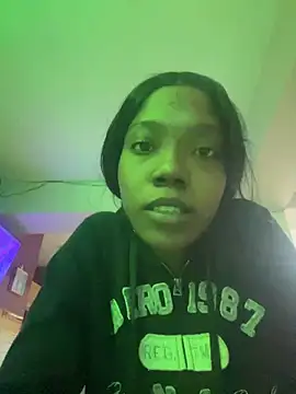 NillaMontana online show from March 22, 11:30 pm