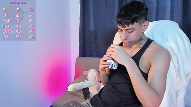 Josep Davies online show from January 9, 10:31 pm