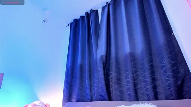 Josep Davies online show from February 9, 3:43 am