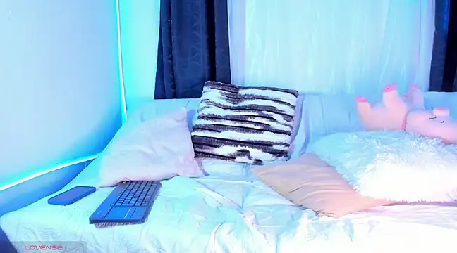 Josep Davies online show from February 18, 11:19 pm