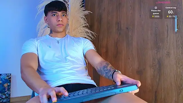 Josep Davies online show from November 2, 7:27 pm