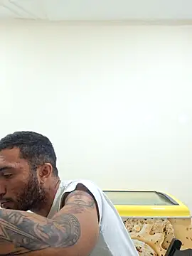 Snapshot of Novinhosputos69 chatting on September 27, 10:26 pm Novinhosputos69 online show from September 27, 10:26 pm