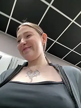 littlebitchess online show from December 21, 3:24 am