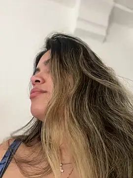 melanny10 online show from February 21, 10:39 am