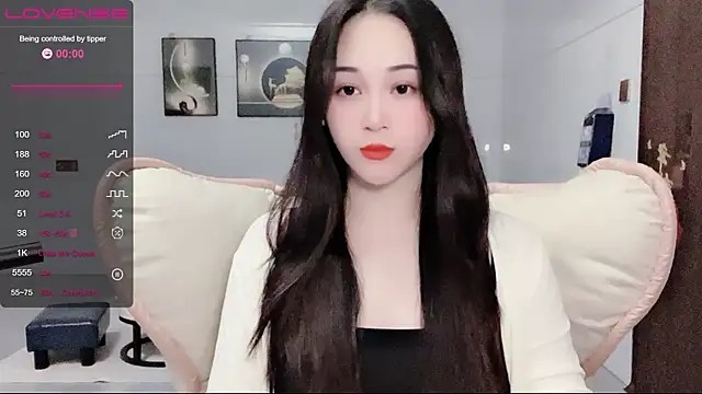 Snapshot of kolll88 chatting on January 5, 2:08 pm kolll88 online show from January 5, 2:08 pm