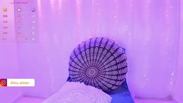 Alice winter  online show from March 18, 10:26 pm