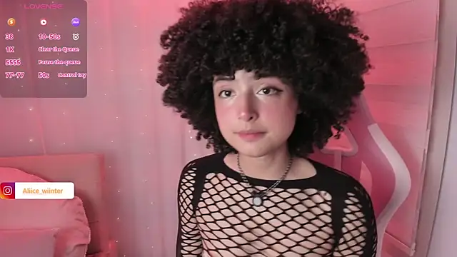Snapshot of Alice_winter_ chatting on June 16, 9:06 pm Alice winter online show from June 16, 9:06 pm