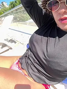 Snapshot of candy-sam28 chatting on January 12, 5:54 pm candy-sam28 online show from January 12, 5:54 pm