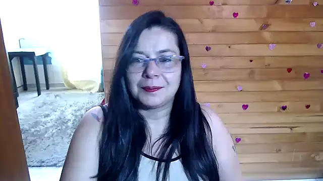 Snapshot of lilisa777 chatting on November 14, 6:06 pm lilisa777 online show from November 14, 6:06 pm