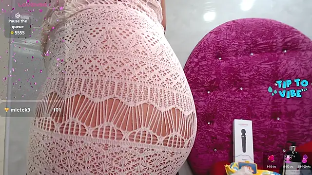 Litzy Curly online show from December 3, 6:49 pm
