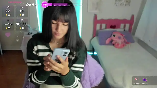 cute roxy online show from December 6, 8:07 pm