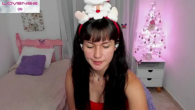 cute roxy online show from November 23, 2:22 am