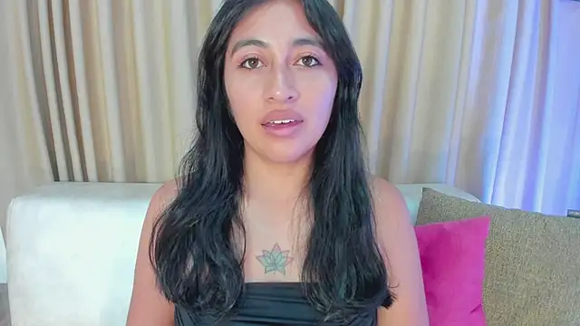 LisaHadwin online show from December 14, 5:58 pm