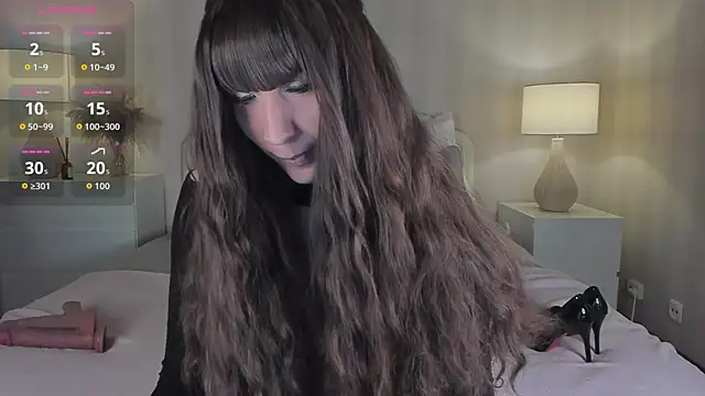 Snapshot of valeriasecret chatting on October 19, 5:19 am valeriasecret online show from October 19, 5:19 am