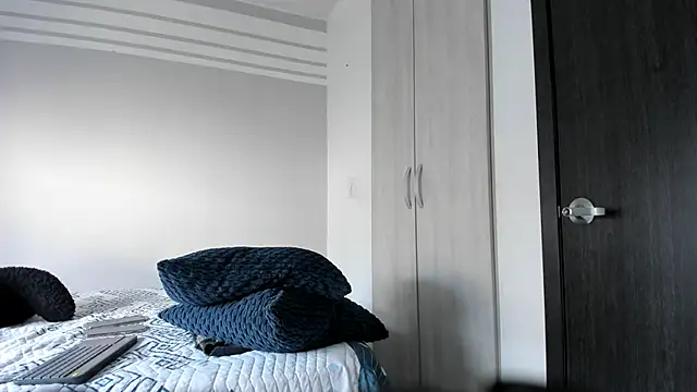 karlina charlotte1 online show from February 28, 1:14 pm