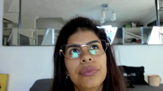 karlina charlotte1 online show from March 17, 12:25 pm
