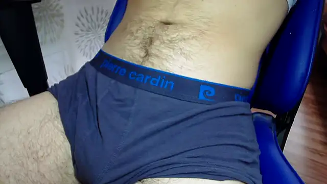 Jonnyyy18teen online show from November 2, 8:39 am