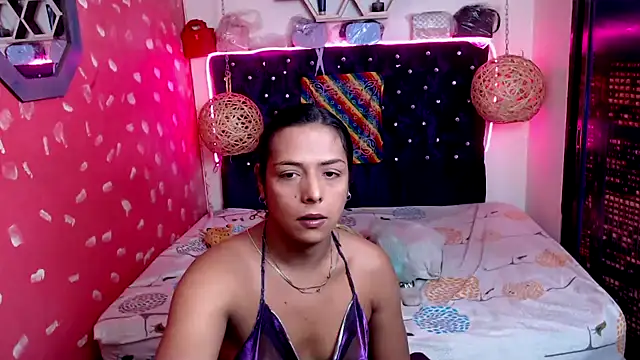 EmilyTsSweet online show from January 25, 2:25 pm
