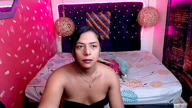 EmilyTsSweet online show from February 10, 2:48 pm