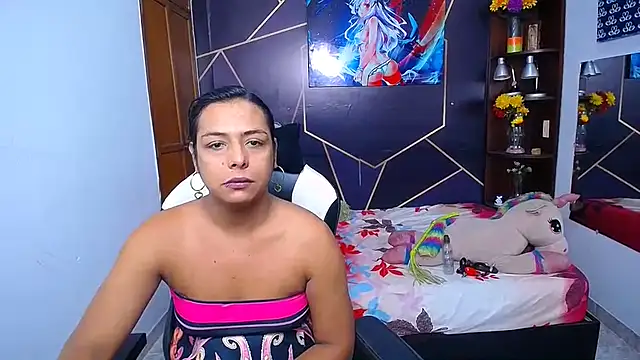 EmilyTsSweet online show from October 1, 1:50 pm