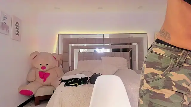 Nicolle foxy online show from December 17, 3:06 pm