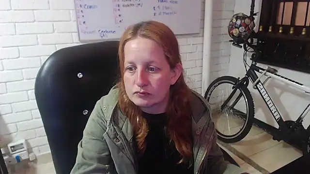 Snapshot of ViioletaMora chatting on February 13, 7:31 pm ViioletaMora online show from February 13, 7:31 pm