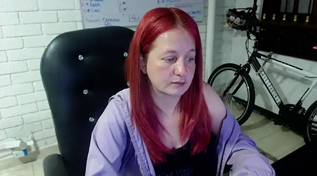 Snapshot of ViioletaMora chatting on March 3, 2:04 am ViioletaMora online show from March 3, 2:04 am
