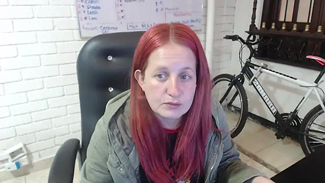 Snapshot of ViioletaMora chatting on March 4, 8:05 pm ViioletaMora online show from March 4, 8:05 pm