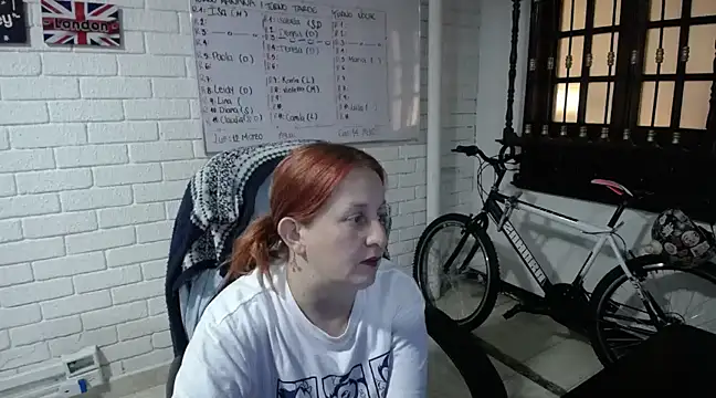 Snapshot of ViioletaMora chatting on March 12, 11:22 pm ViioletaMora online show from March 12, 11:22 pm