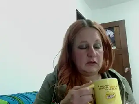 ViioletaMora online show from October 26, 5:13 am